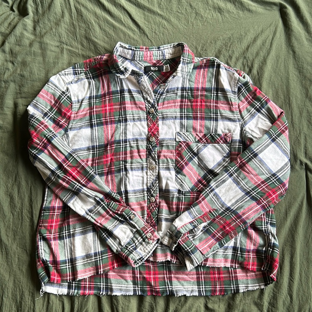 BDG plaid semi-cropped button down flannel, size medium, fringed bottom.